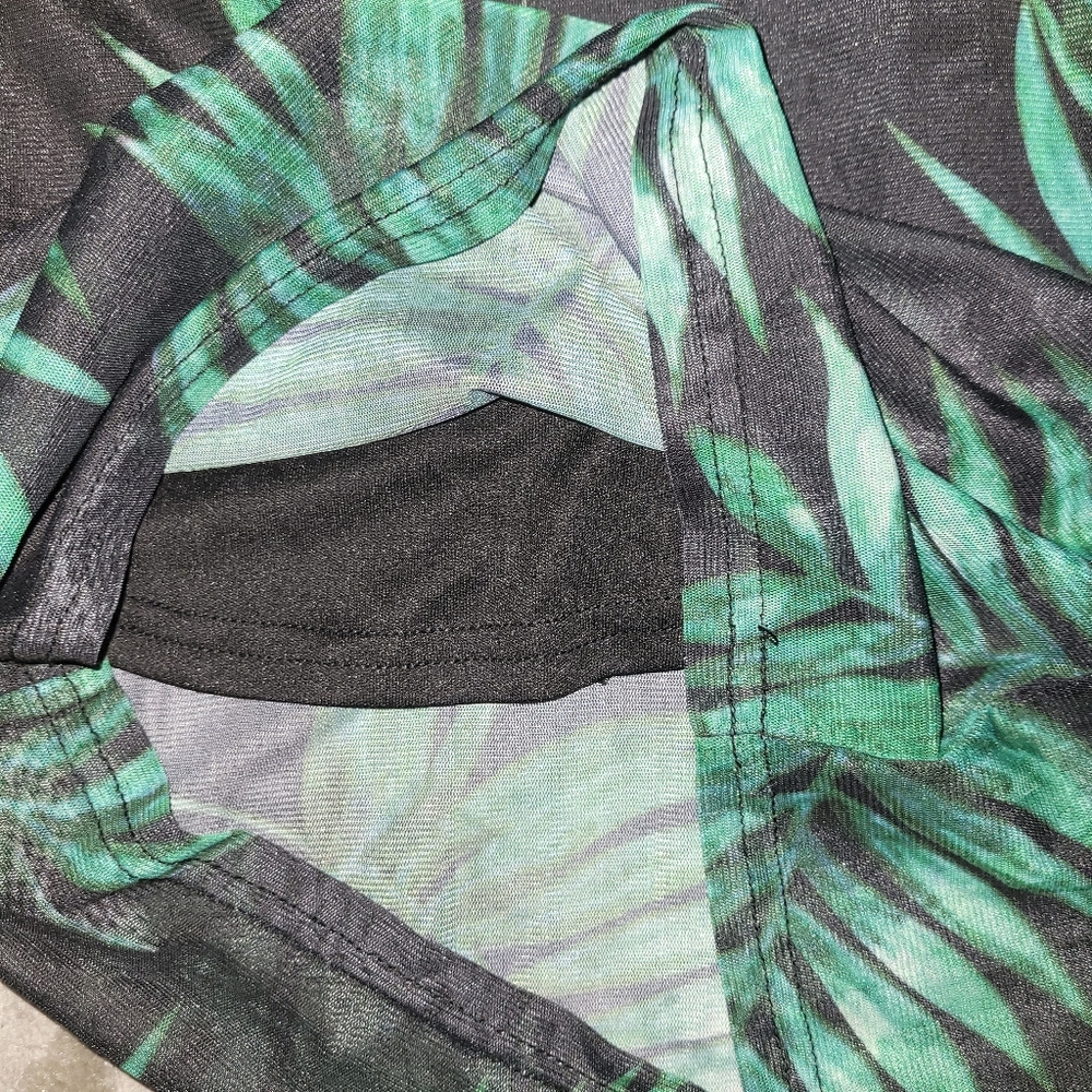 Palm Print Dress - Picture 6 of 7